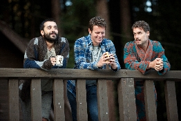 LOOKING episode 9 (season 2, episode 1): Frankie J. Alvarez, Jonathan Groff, Murray Bartlett. photo: Richard Foreman