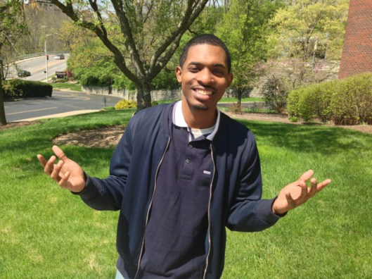 ACfilm_0426_JoeHandsOut.5900d73e47428