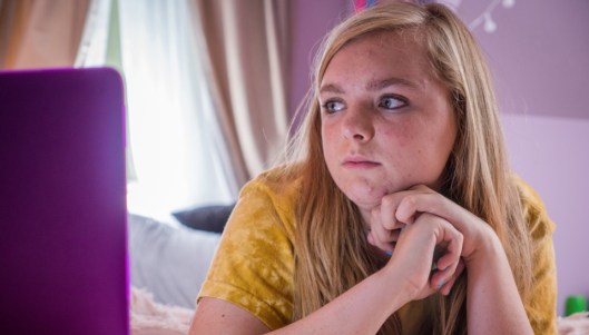 AC5_Film_EighthGrade_0801_ElsieFisher_JoshEthanJohnsonCourtesyofA24MAIN.5b60b0813a1d6