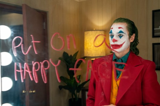 AC5_joaquin_phoenix_in_JOKER_CREDIT_Warner_Bros.5d8e7a1a152bd.5e349f8385d45